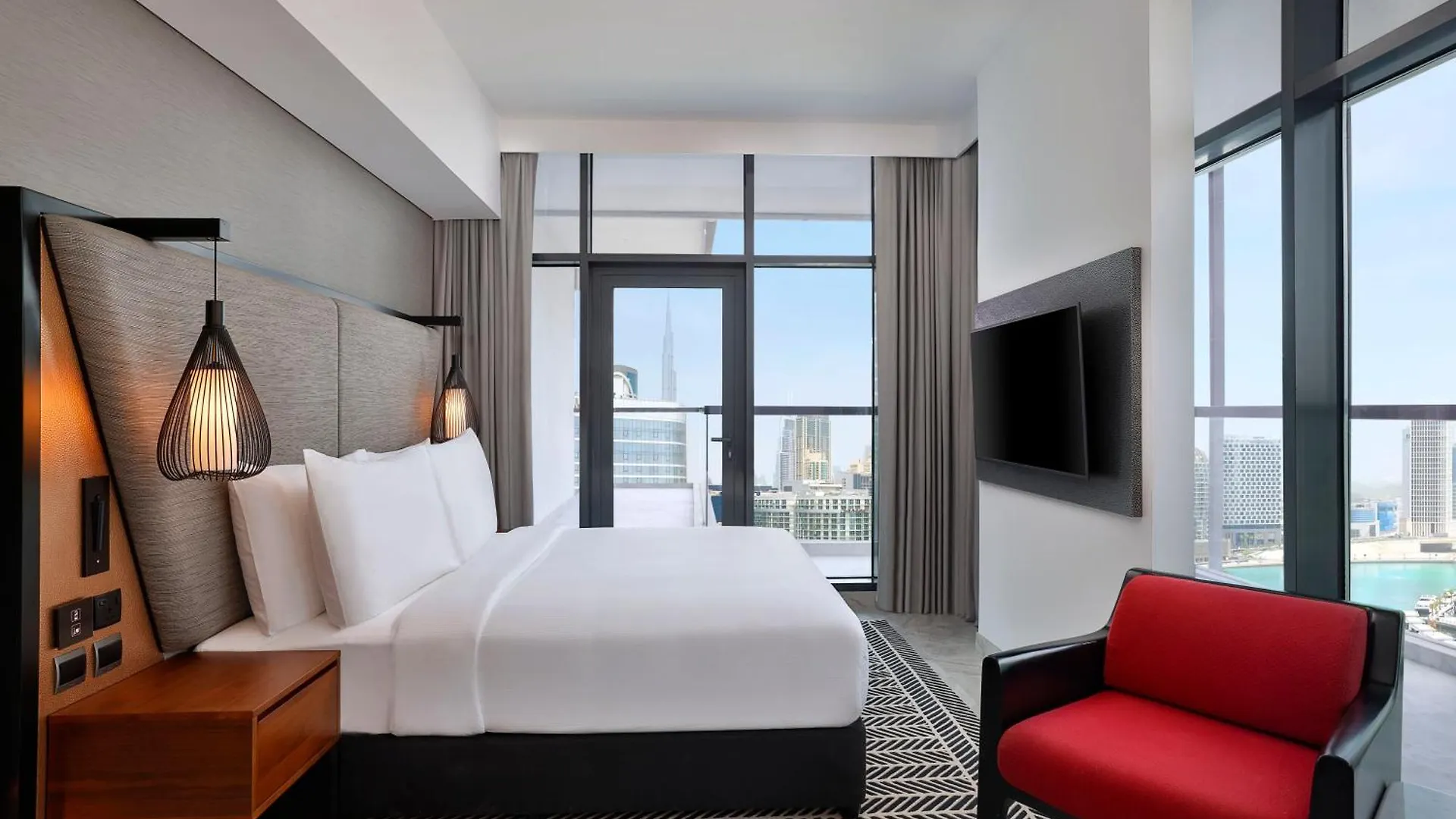 ****  The First Collection Dubai Waterfront Hotel United Arab Emirates